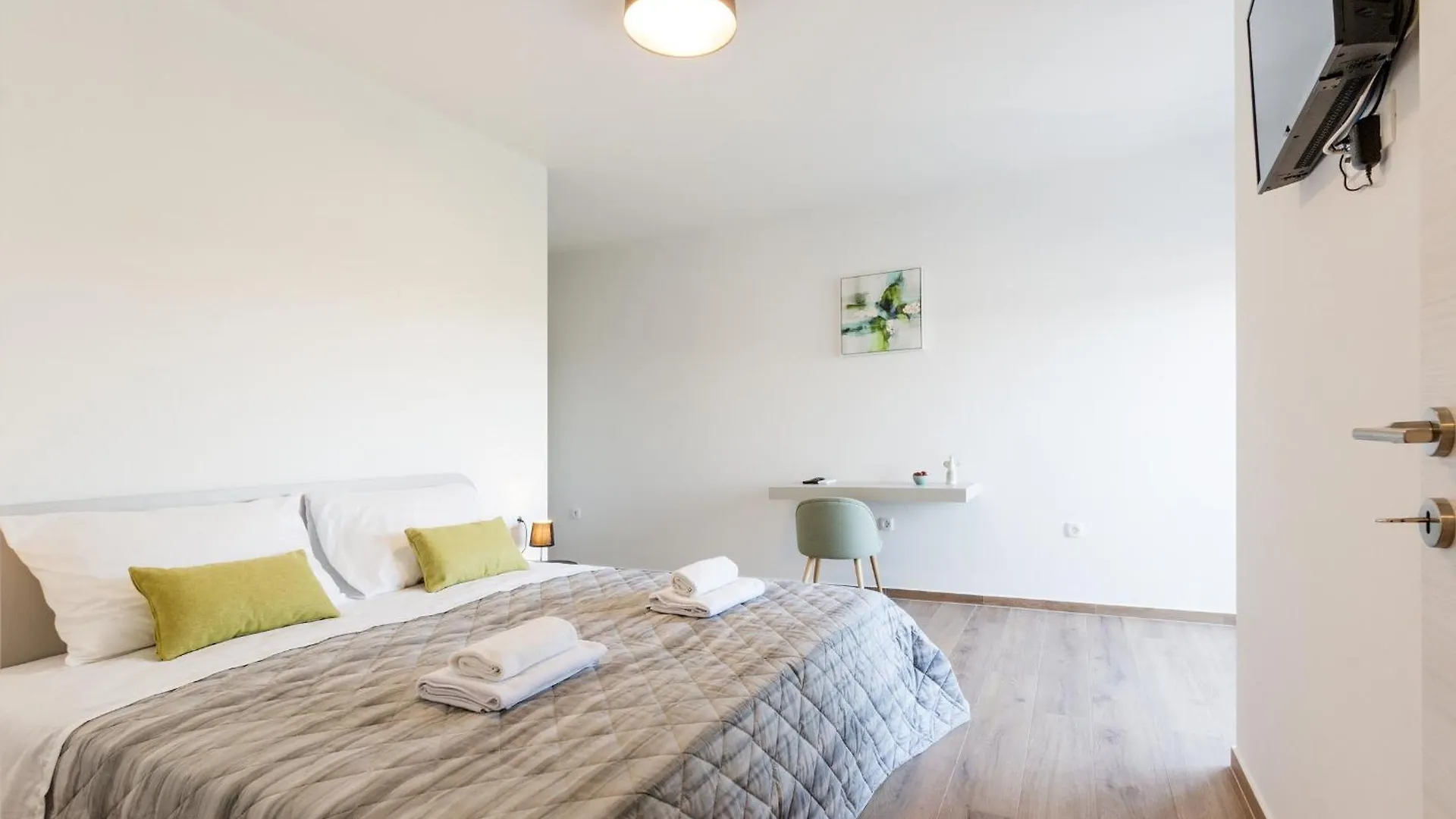 Villa Moderna Near Pula For 8 People With 32 M2 Private Pool Croatia