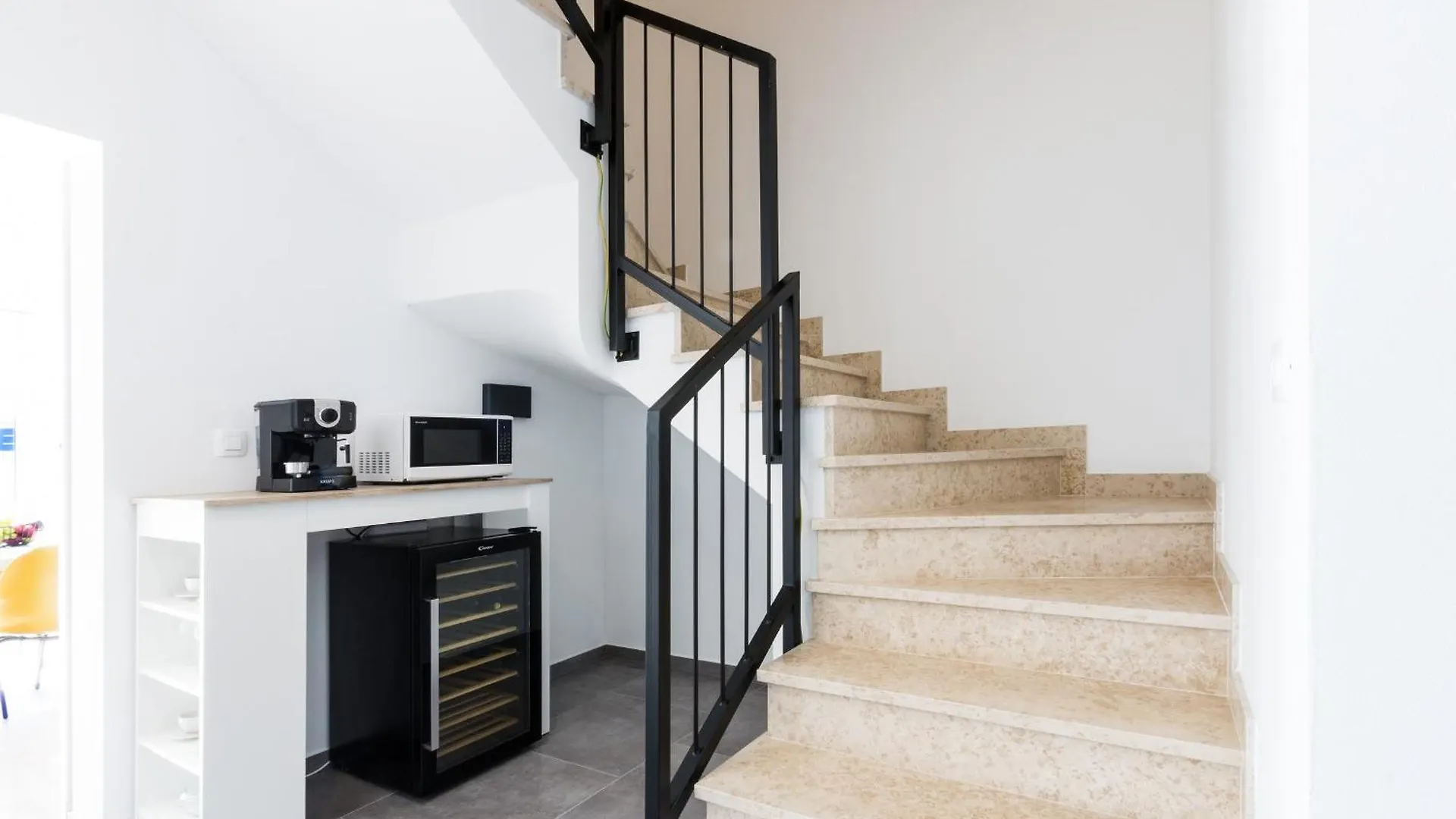 Villa Moderna Near Pula For 8 People With 32 M2 Private Pool